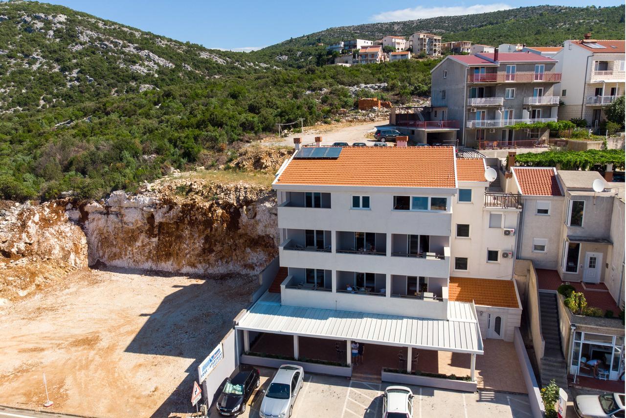 Villa Suzana Neum Exterior photo